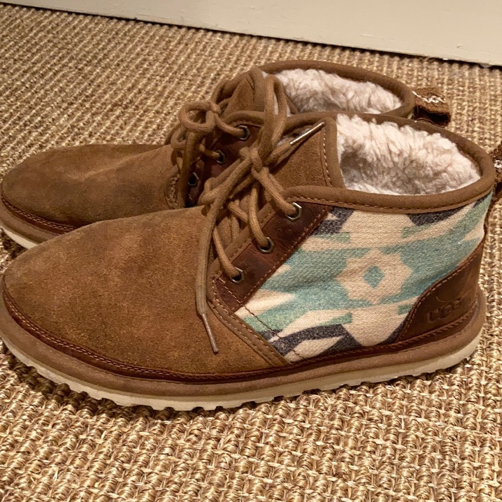 UGG boot with wool Navajo inset